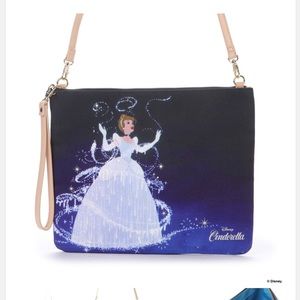 Authentic Samantha Thavasa disney bag